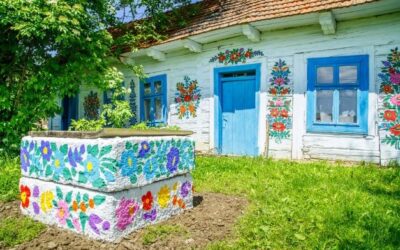 Zalipie – Folk Art Flower Village
